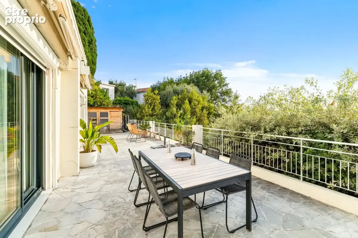 Nice Cimiez - Appartement-Villa 4 Pièces 110m2 - Terrasse/Jardin 140m2 - photo 13