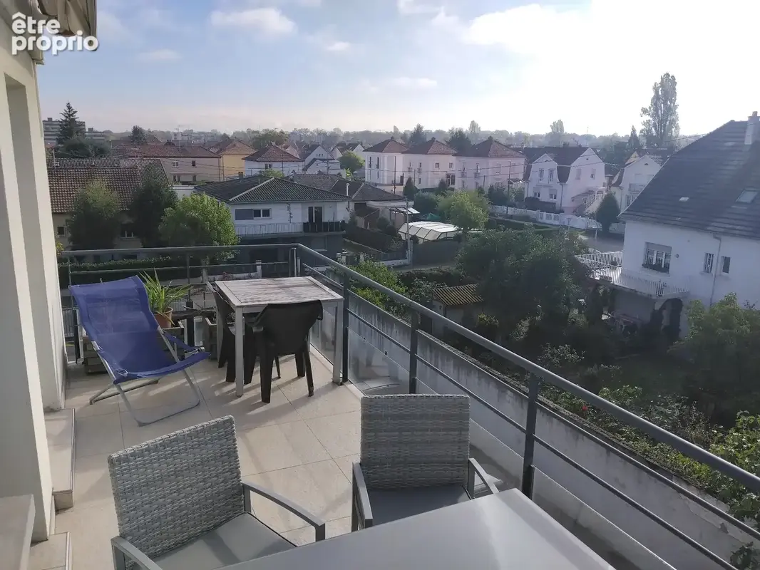 Appartement 3 pièces avec terrasse, vue dégagée, garage et parking privatif - photo 6