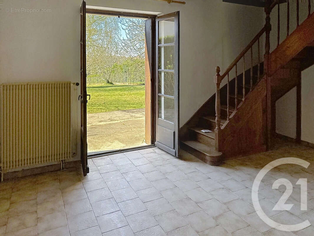 Maison 110 m² à L'isle-D'espagnac  - photo 8
