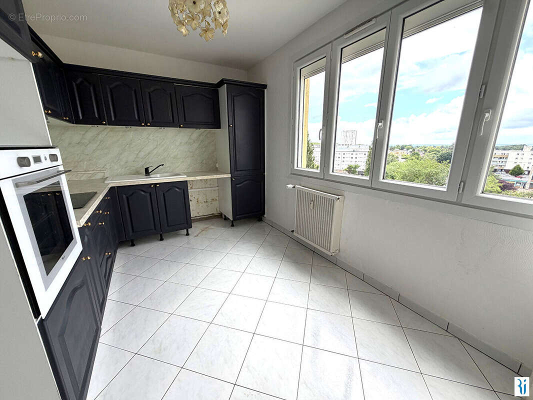 Appartement 94 m² à Canteleu  - photo 4