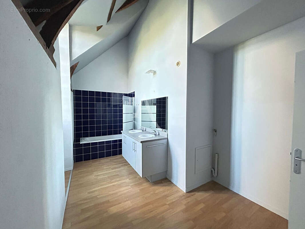 Appartement à LE CELLIER