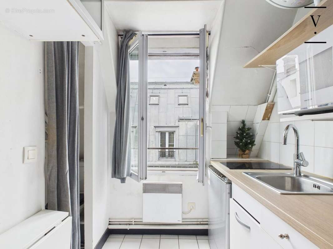 Appartement à PARIS-7E