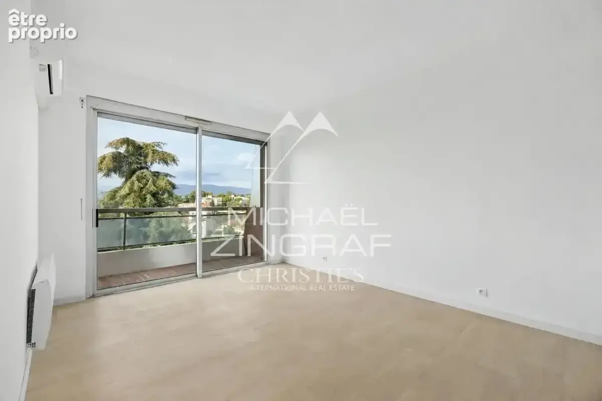 Nice Fabron – Bel appartement 5 pièces de 125 m² avec vue panoramique mer et terrasse de 53 m² - photo 6