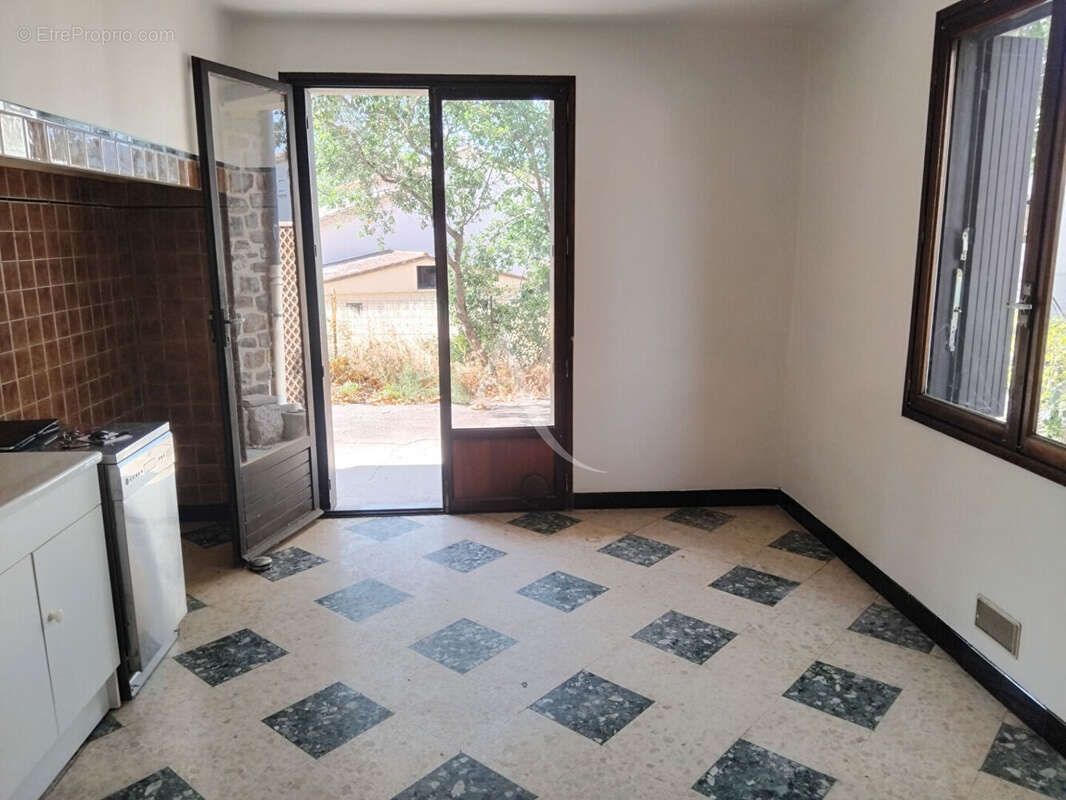 A vendre maison Servies En Val 5 pièce(s) 130 m² plus garage sur 825 m² de terrain - photo 13