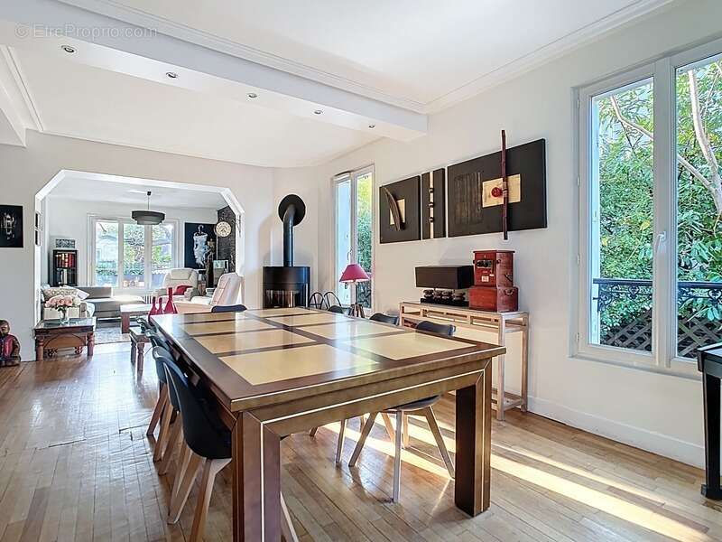 Maison à ASNIERES-SUR-SEINE