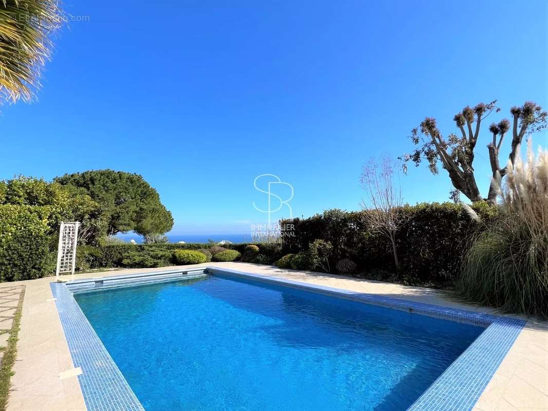 Maison à VILLENEUVE-LOUBET