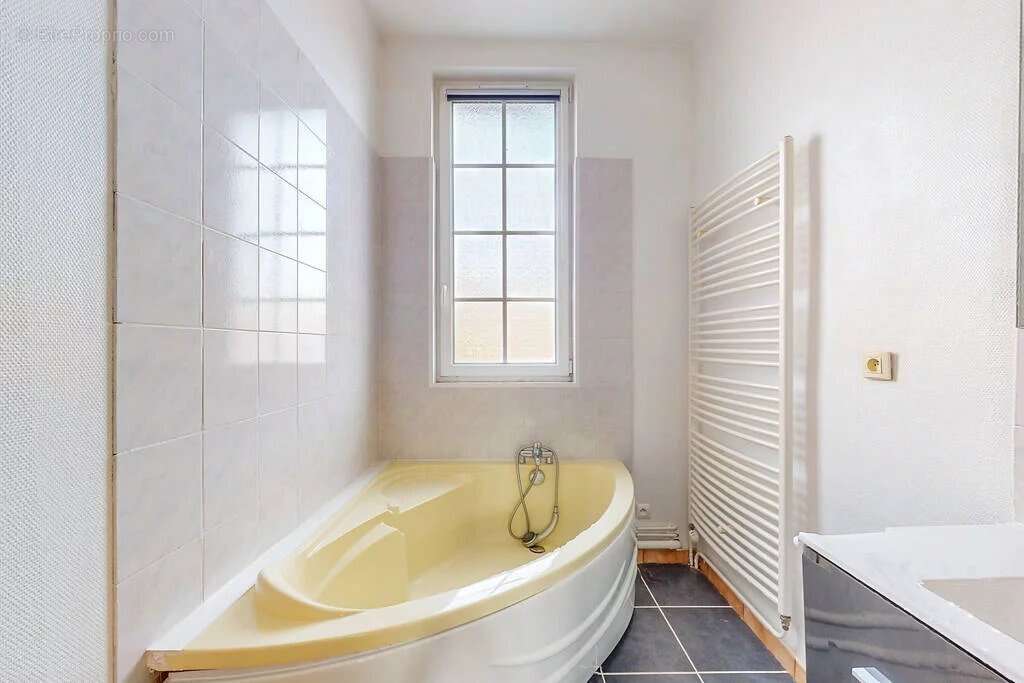 Immeuble 229 m² fort potentiel à vendre à Bessay sur Allier - photo 18