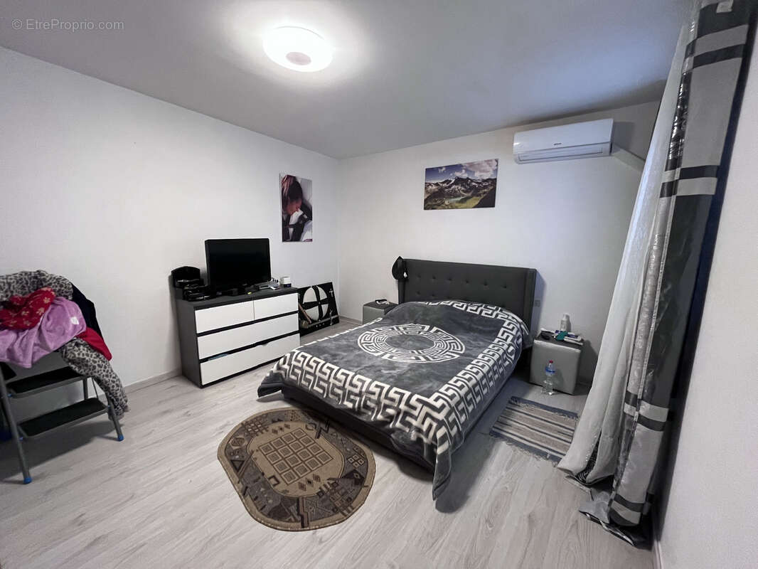 Maison à CORNEILHAN