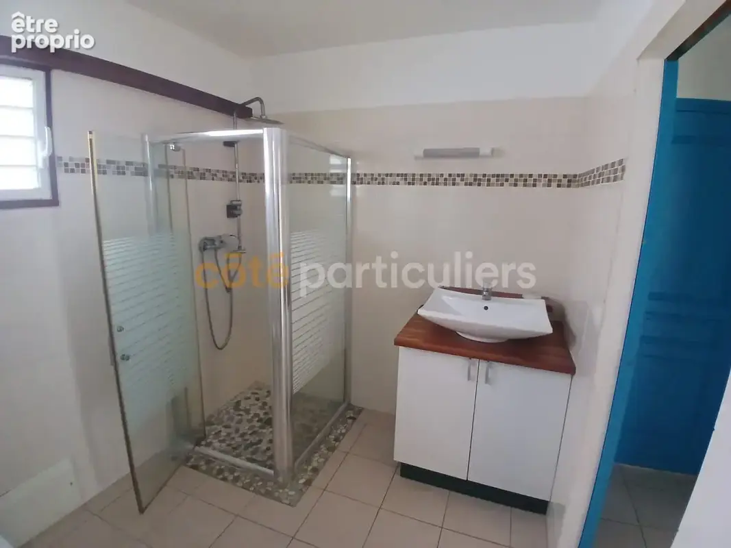 Maison T3+ A vendre sur LES ABYMES - photo 7