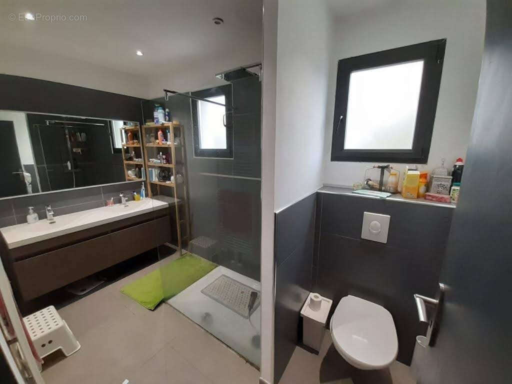 Maison à SIX-FOURS-LES-PLAGES