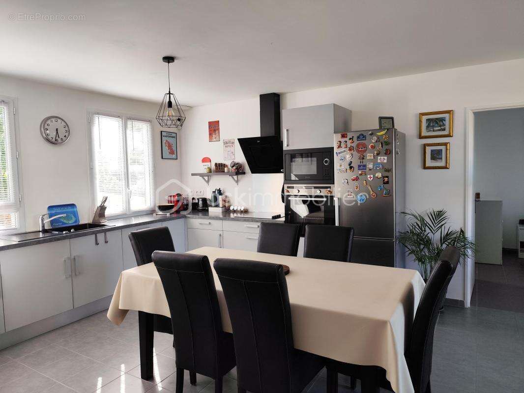 Maison à SAINT-NAZAIRE-SUR-CHARENTE