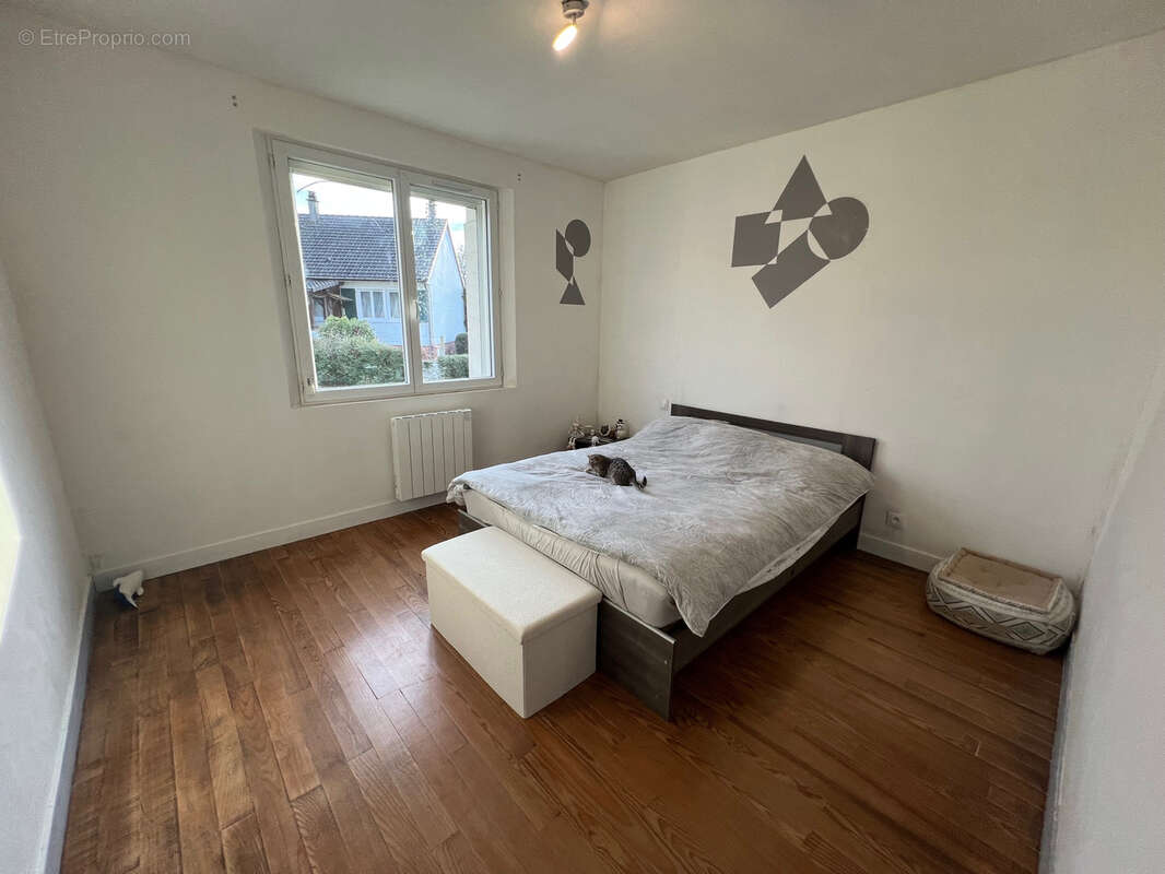 Maison à SAINT-ELOI-DE-FOURQUES