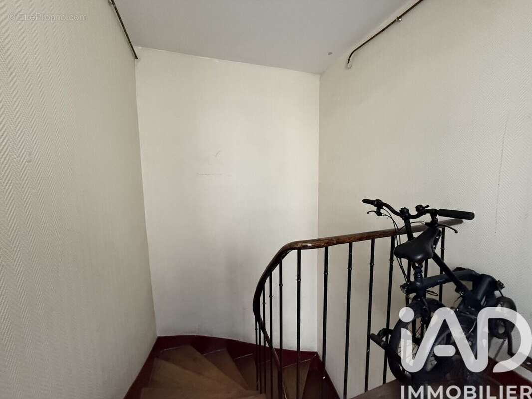 Photo 8 - Appartement à PARIS-18E