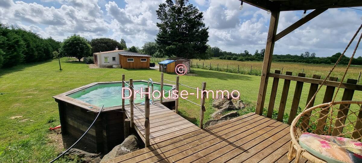 Maison à SAINT-DENIS-DU-PAYRE