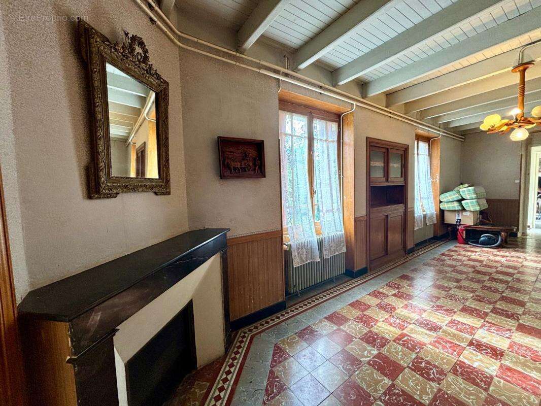 Maison à SAINT-LAURENT-LOLMIE