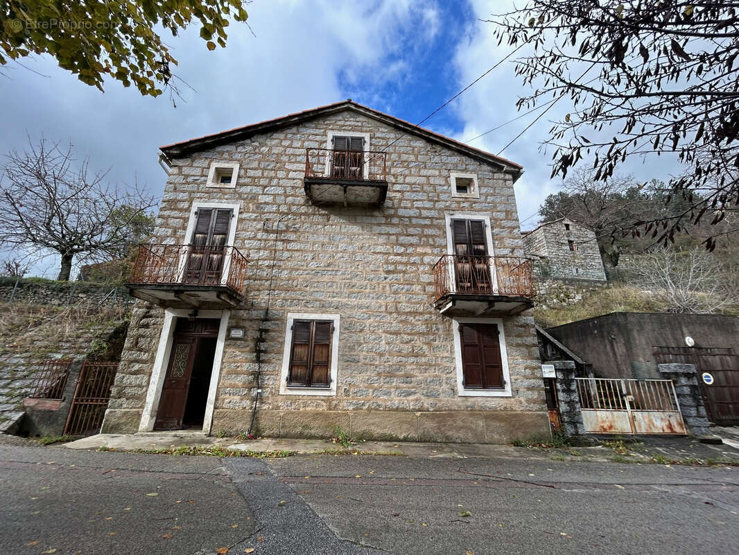 Maison 107m2 à Tasso - photo 2