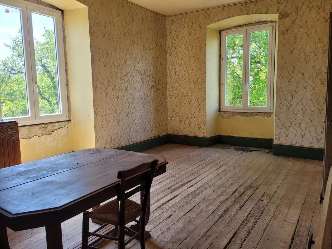 Maison à ROQUECOR