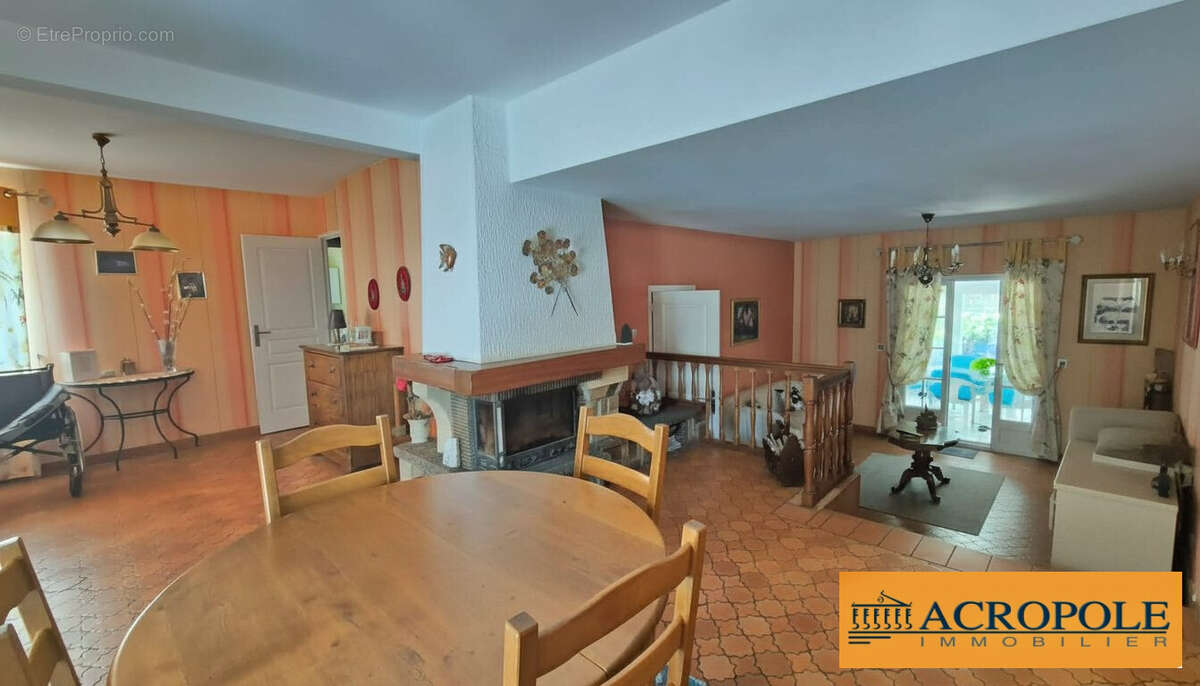 Maison 165 m² à Vierzon  - photo 4