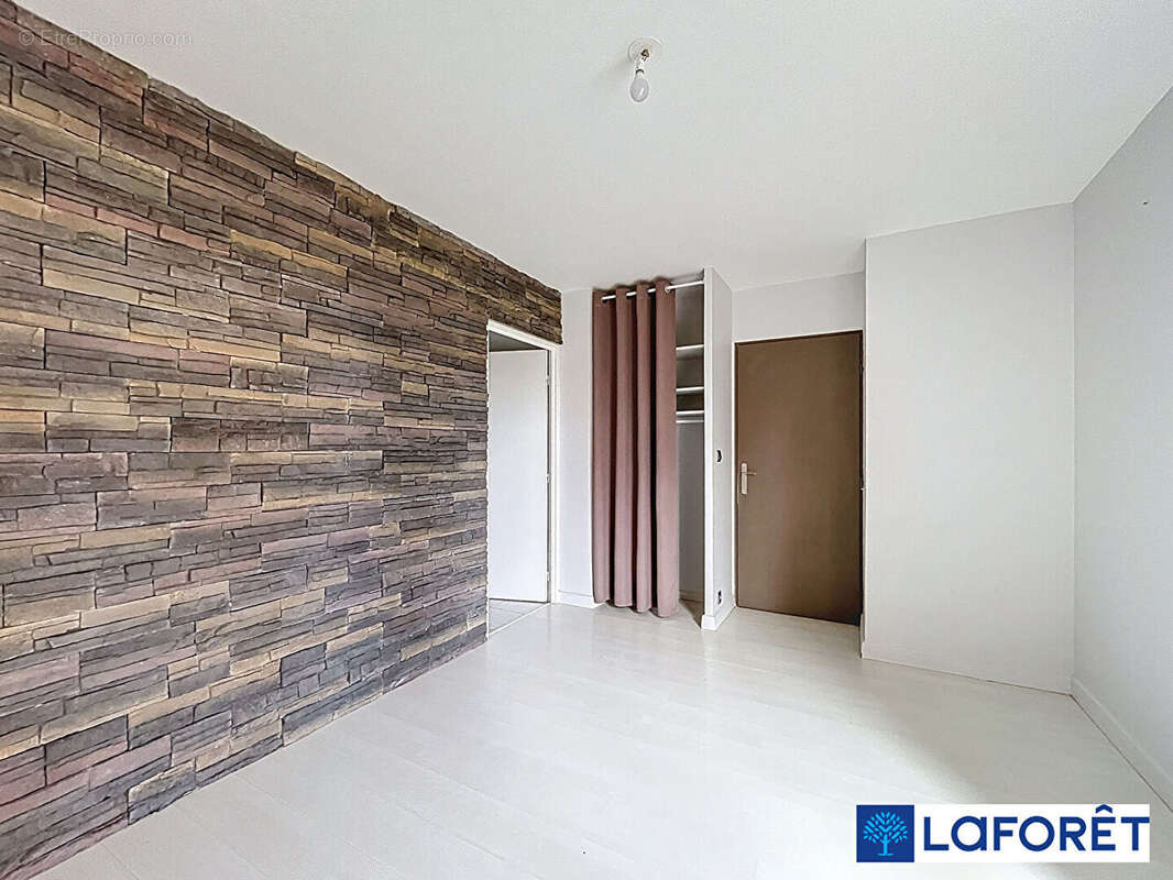 Appartement à AHUY