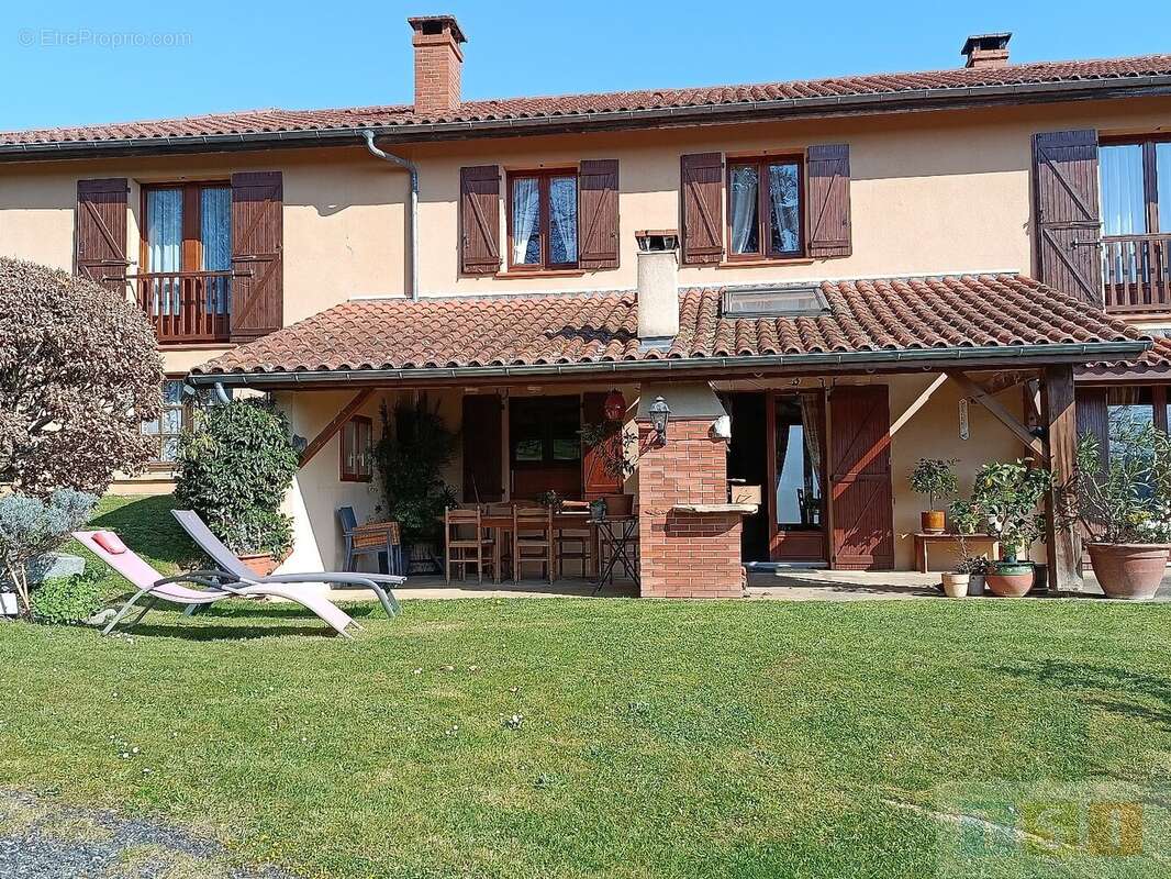 Maison à CASTELNAU-MAGNOAC