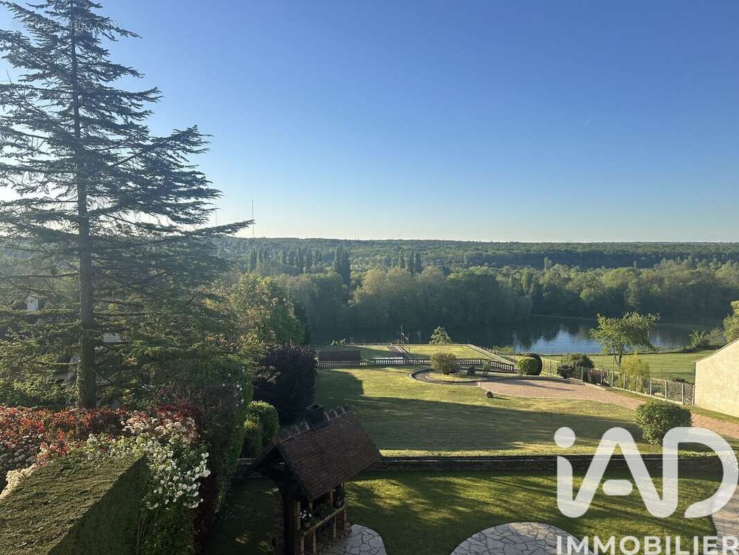 Photo 2 - Maison à SAINT-FARGEAU-PONTHIERRY