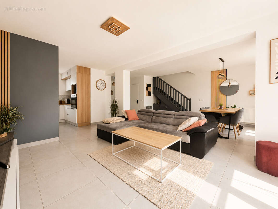 À 5 min de la gare de Gazeran, Maison familiale coup de cœur de 2012, 4 chambres, Garage 34 m2 - photo 4