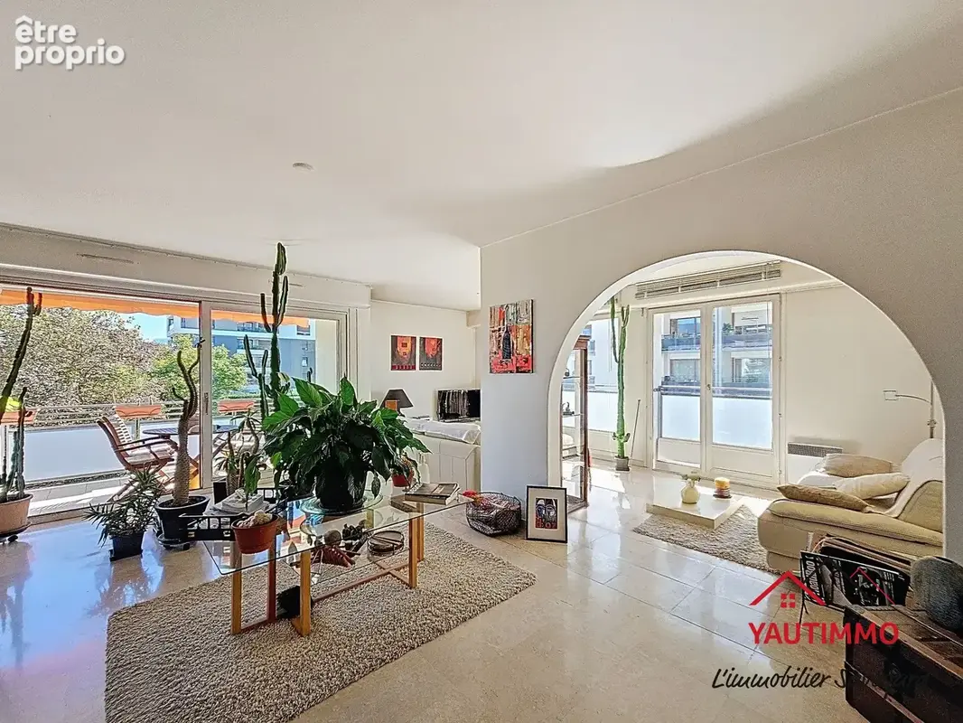 Appartement T5 avec terrasse, parc privé, suite parentale et vue Mont-Blanc   Ambilly, à la frontière suisse - photo 2
