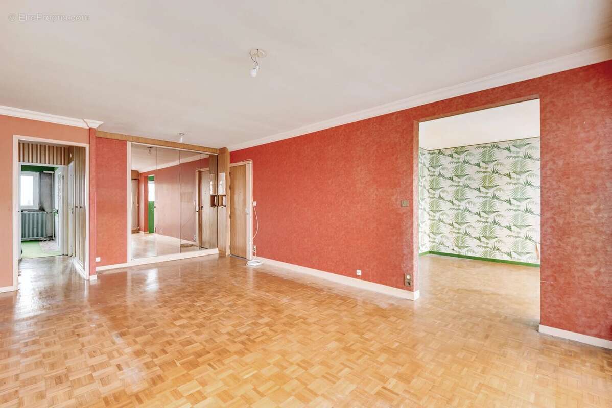 Appartement à PARIS-11E
