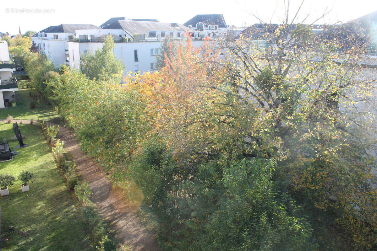 Appartement à SAINT-CYR-SUR-LOIRE