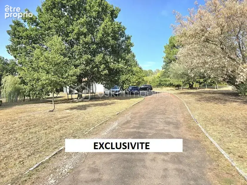 Maison 3 chambres (possibilite 4) de 138 m2 sur un terrain de plus de 9 000 m2 !!! - photo 5