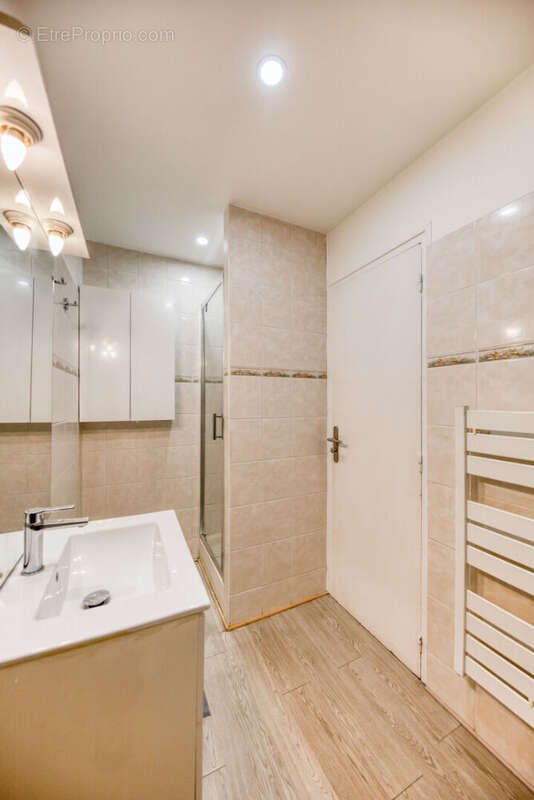 Appartement à OZOIR-LA-FERRIERE