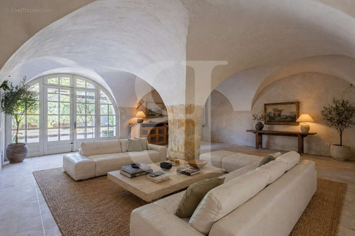 Maison à GORDES