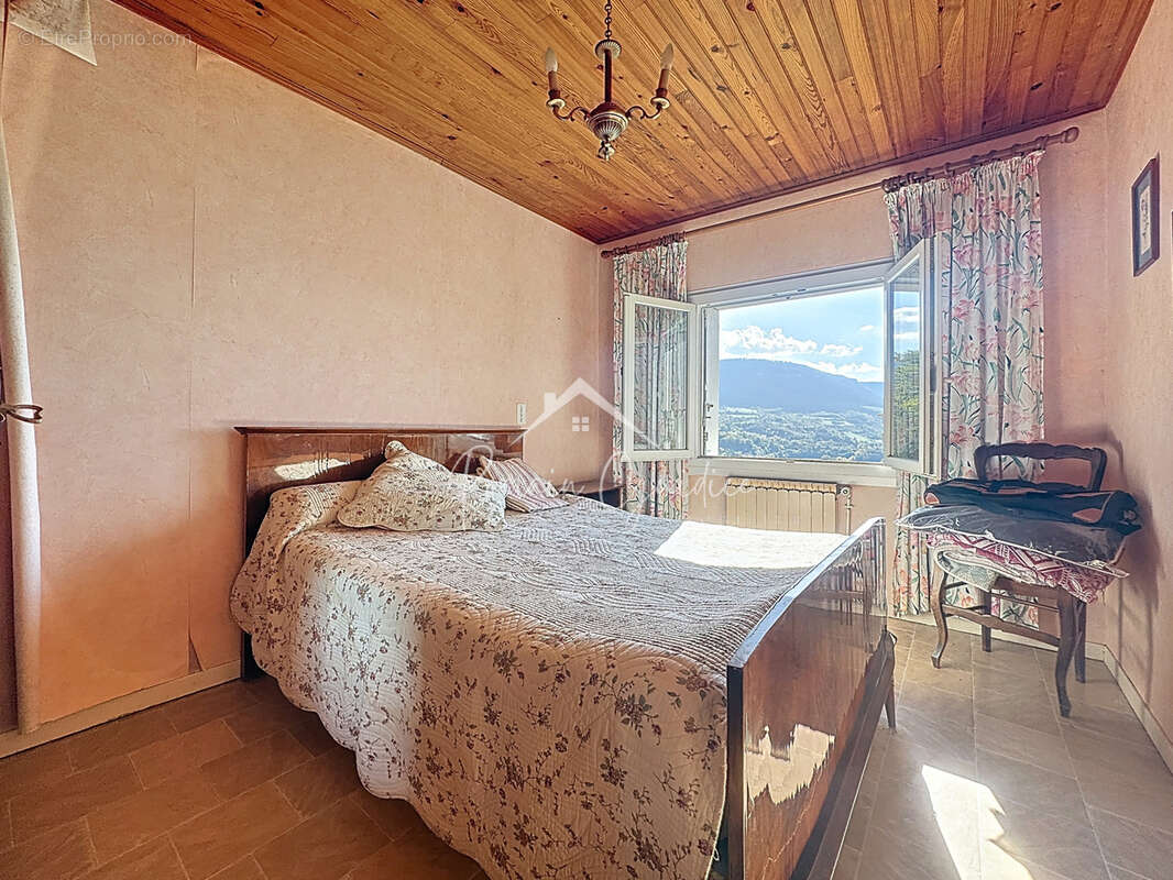Maison f4 95 m2 sur le causse noir - photo 12