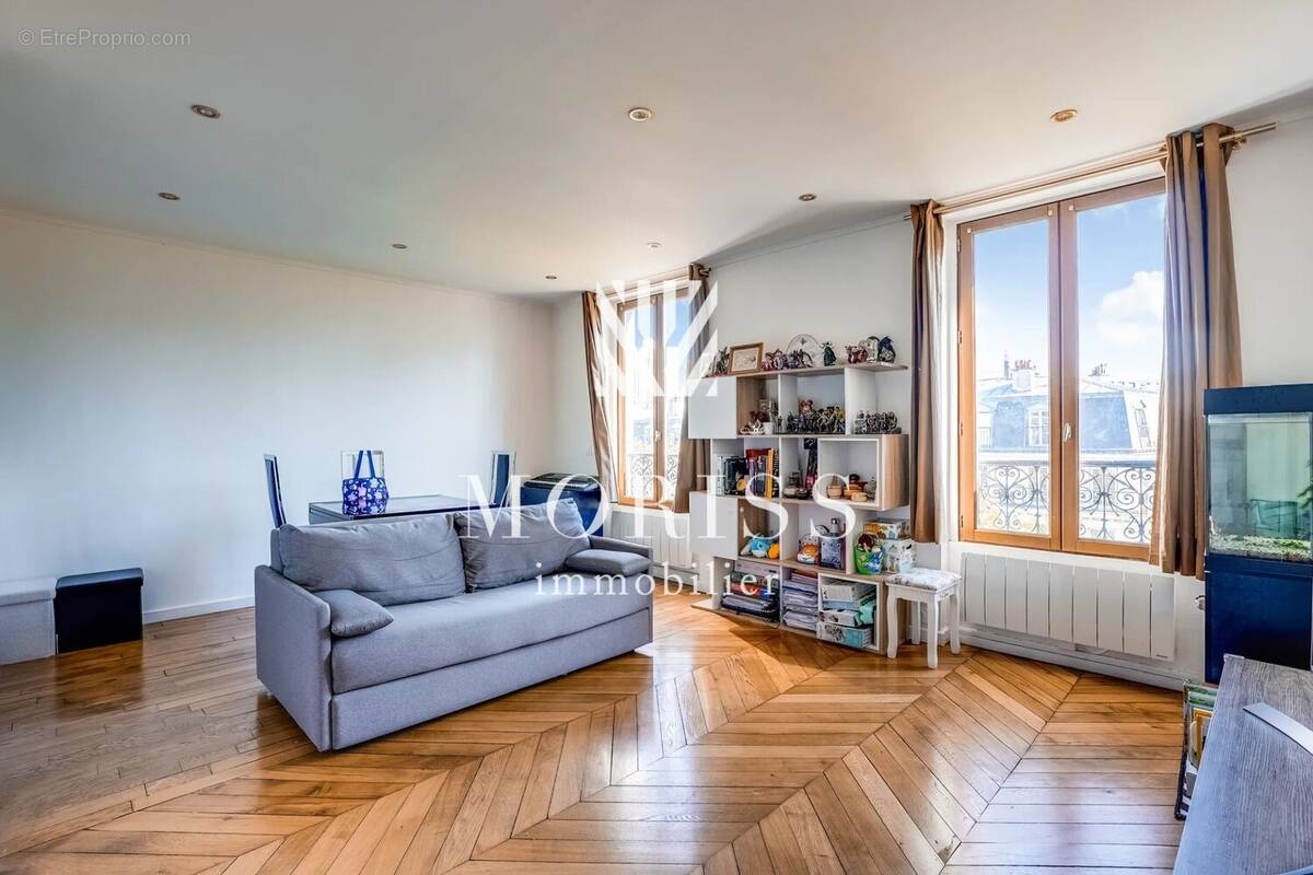 Appartement à PARIS-11E