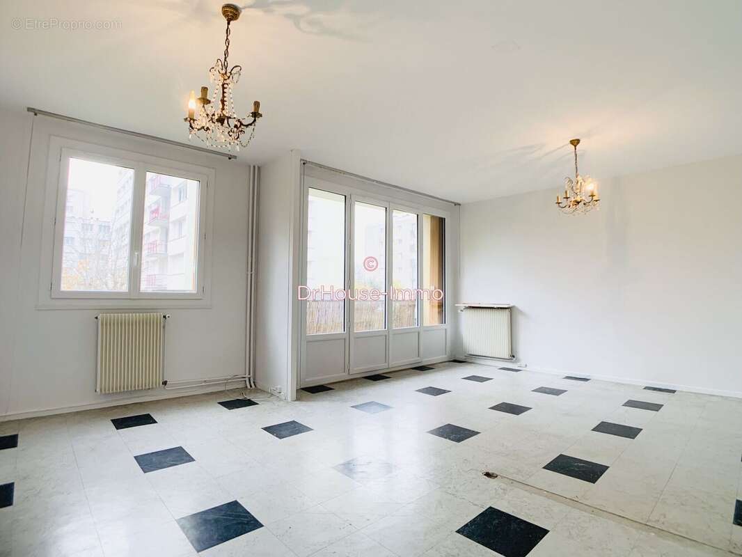 Appartement à MONTARGIS