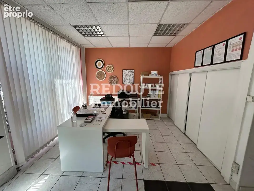 A vendre local professionnel environ 26,75m5 reims centre - photo 6