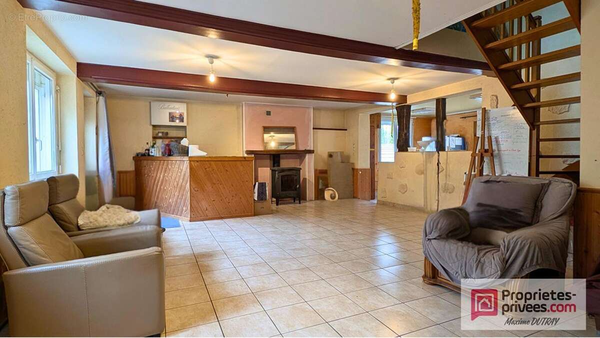 Maison 5 pièces 130m² - photo 2