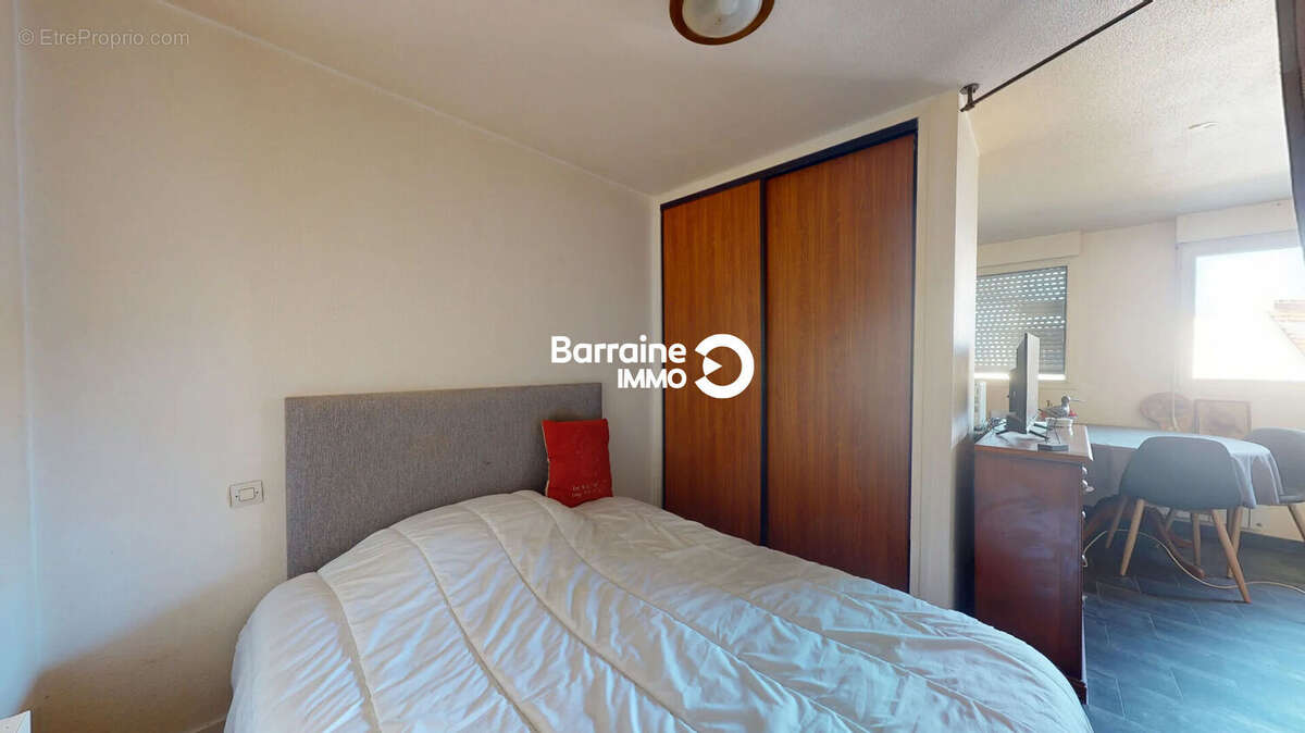 Appartement T1 Bis à vendre à Lorient - Dernier étage, lumineux et proche commodités - photo 7