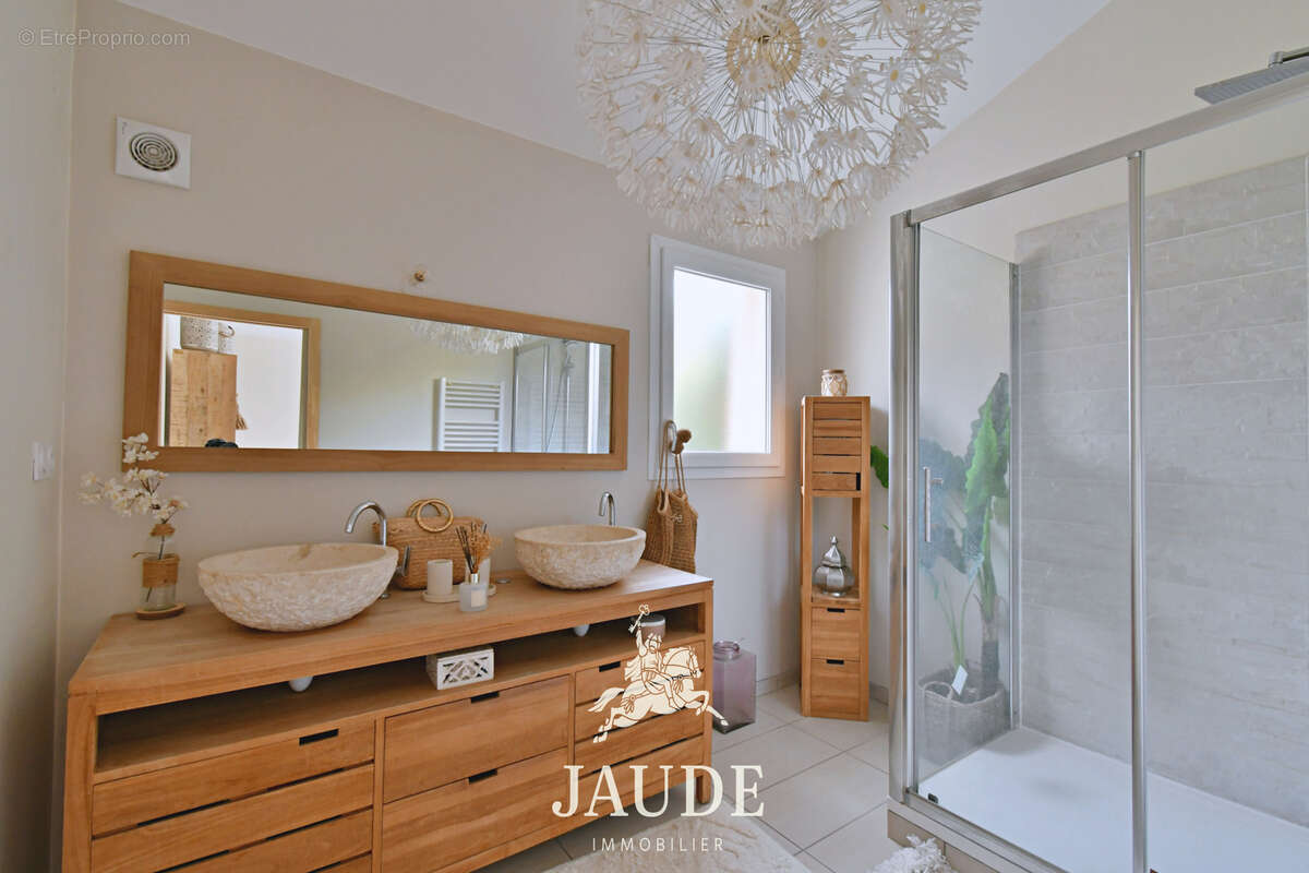Maison à COURNON-D'AUVERGNE