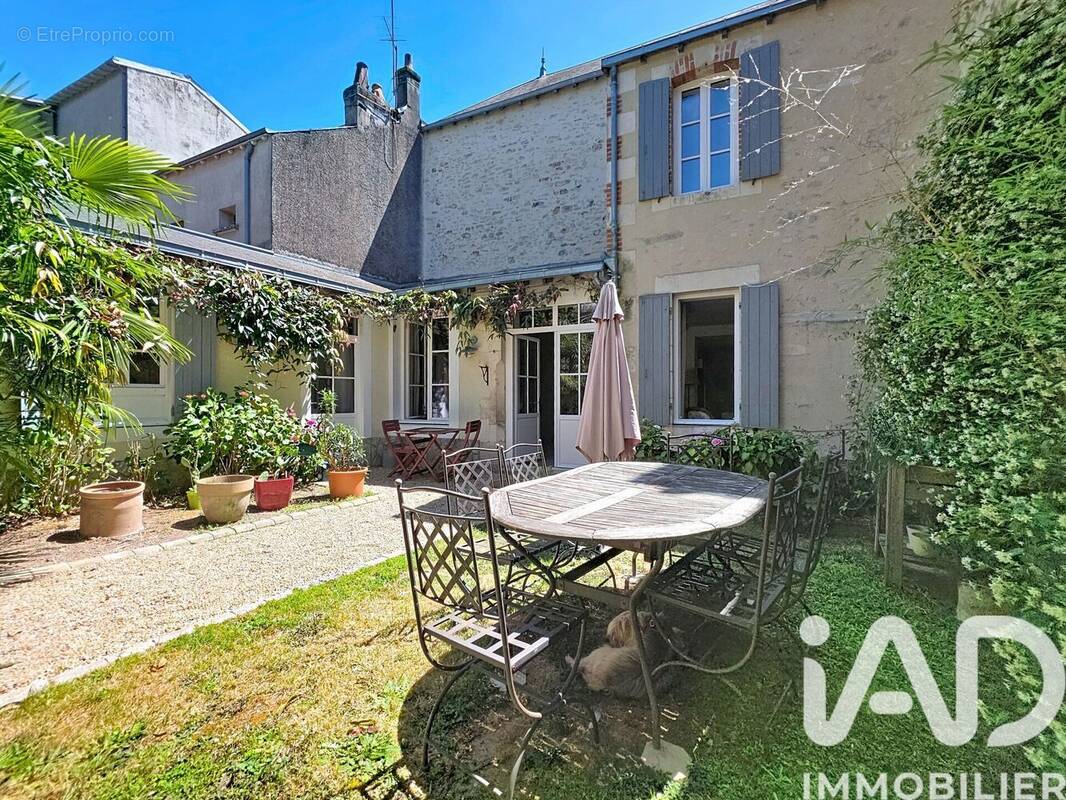 Photo 1 - Maison à PARTHENAY