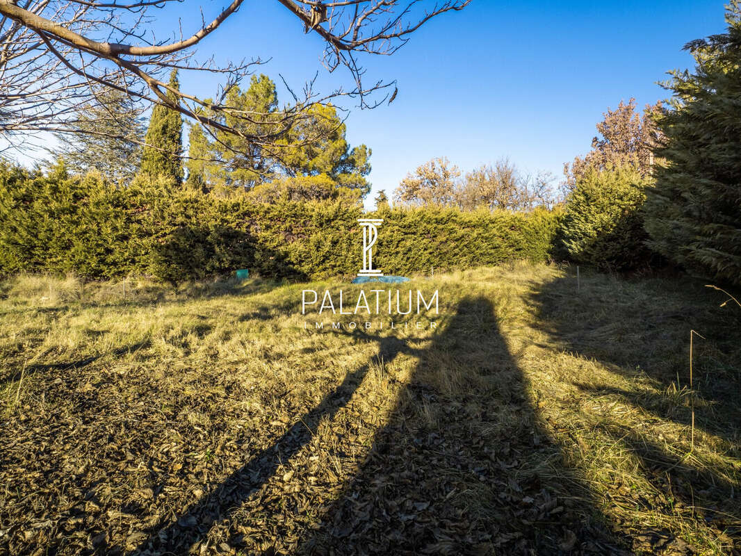 Terrain à PIERREVERT