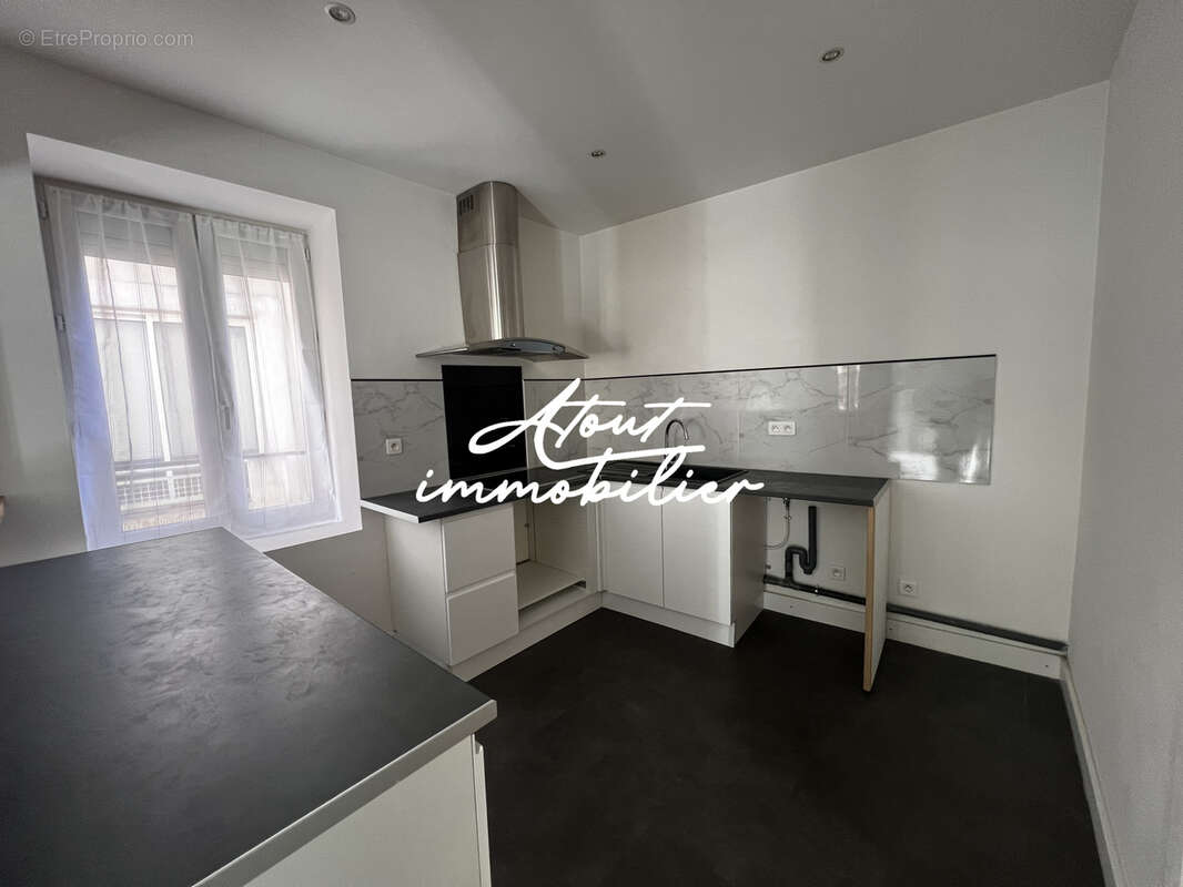 Appartement à CEYRAS
