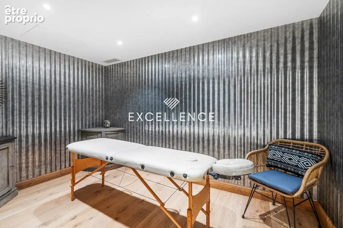 Maison 7 pièces 600 m² à vendre à Saint-Tropez (83990) - photo 4