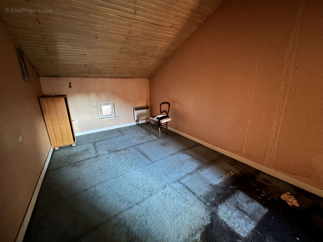 Maison à CHASSENEUIL-SUR-BONNIEURE