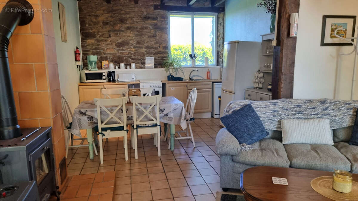 Maison à SAINT-MAYEUX