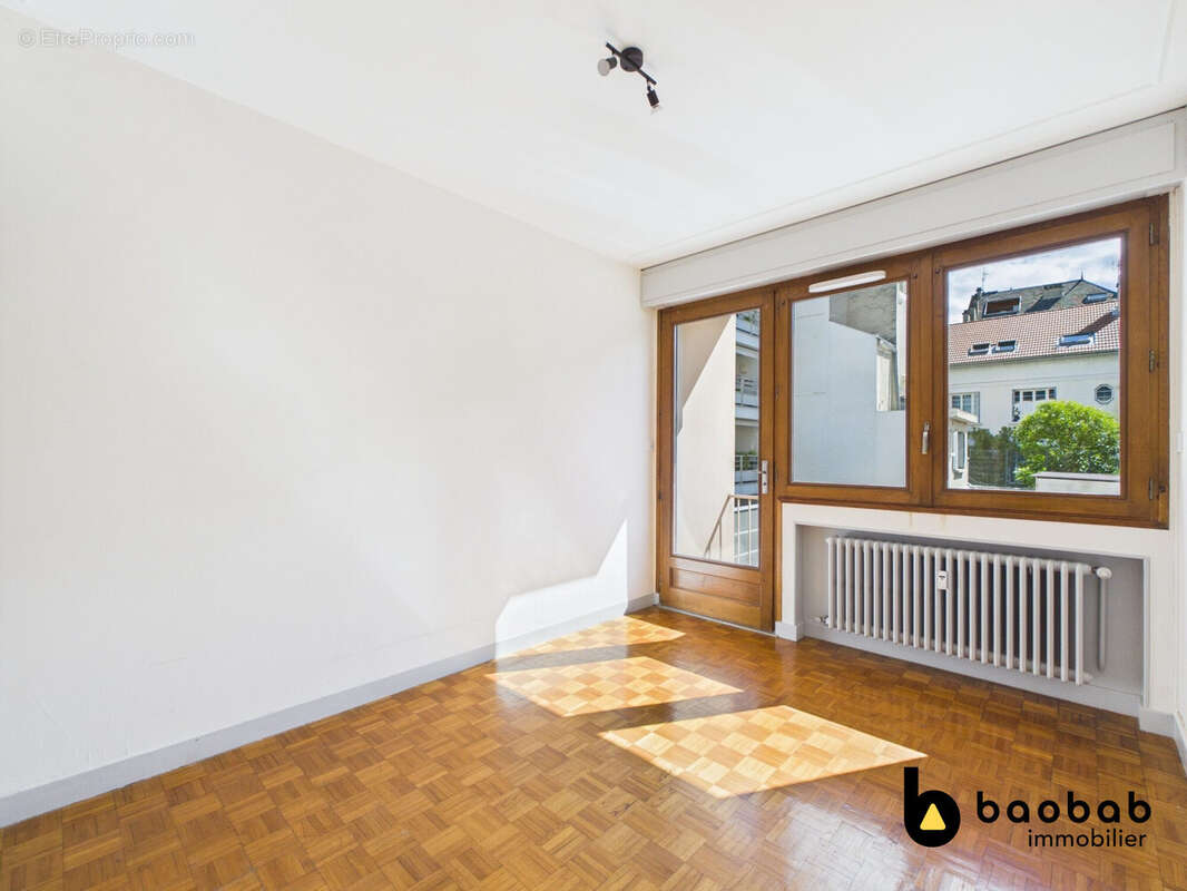 Appartement à AIX-LES-BAINS