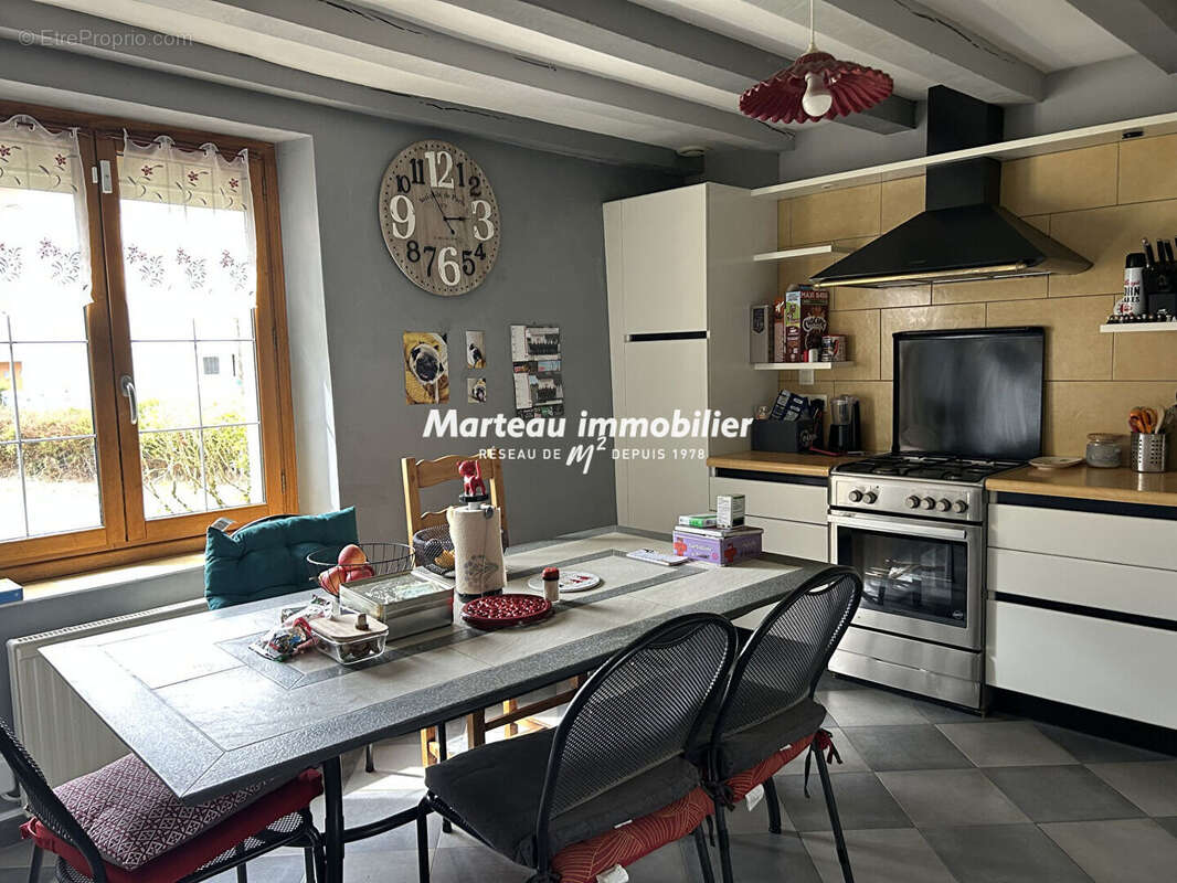 Maison à CHANGE