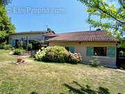 Maison à LES ESSARDS