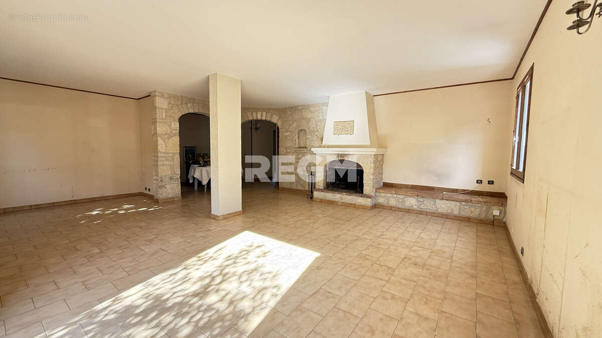 Maison de type 4 de 125 m2 - photo 4