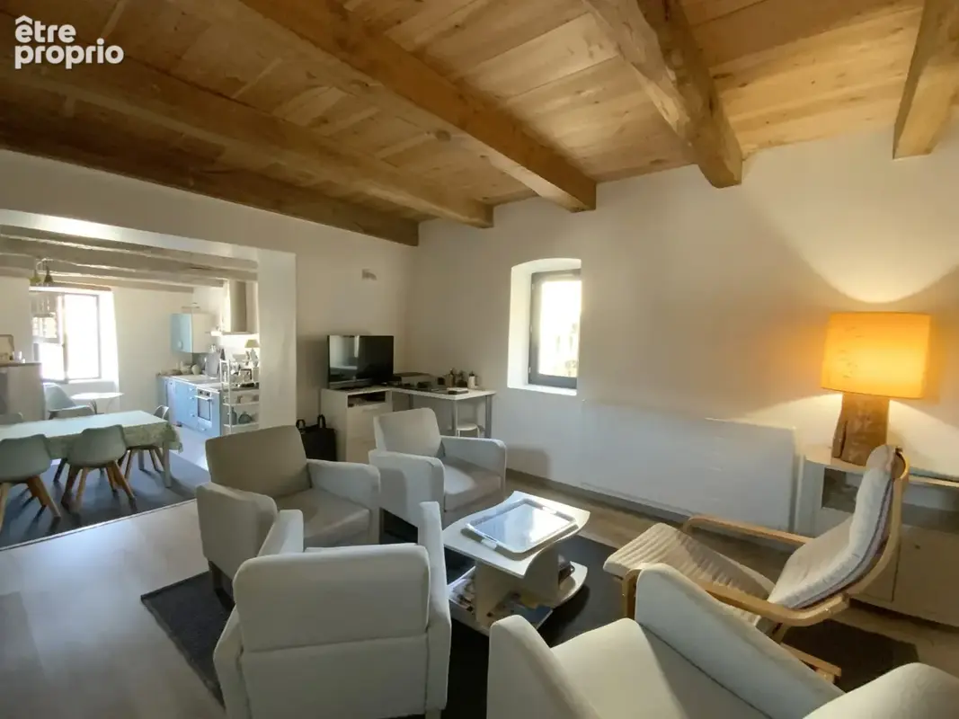 Maison de village en pierre avec cour et garage. - photo 6